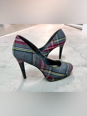 FIONI Funky Plaid High Heel Pumps - Red, Gray & Yellow Accent